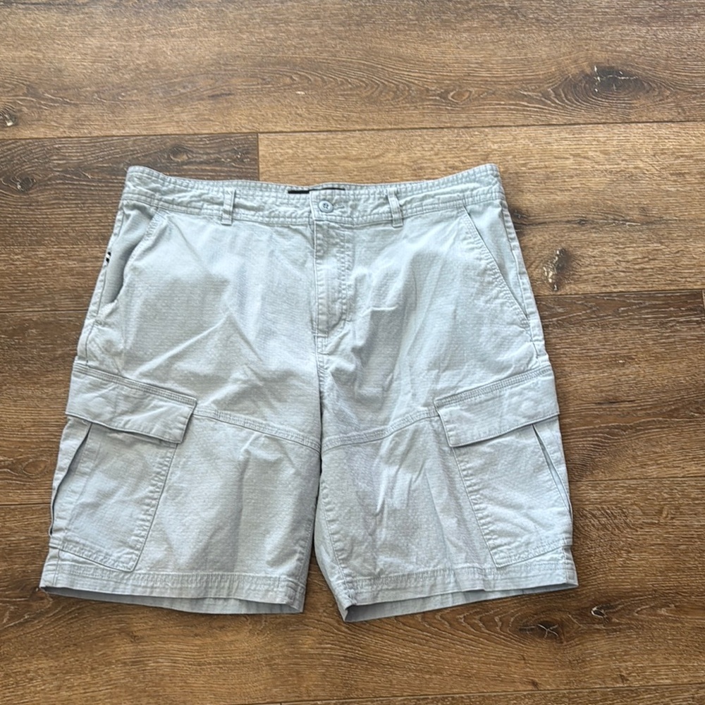 Edgar + ash light blue‎ shorts large